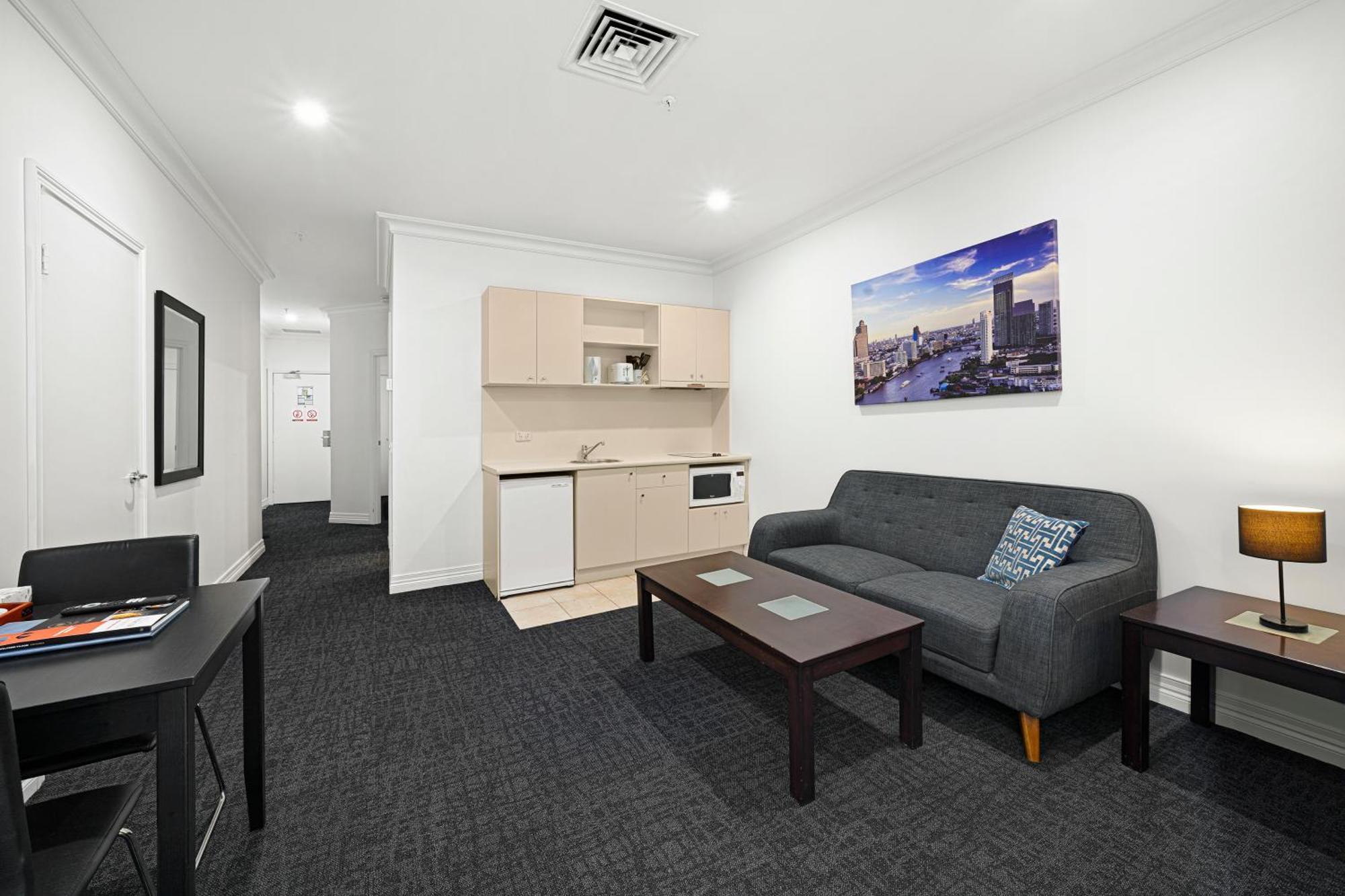 Comfort Hotel Melbourne Central Exterior photo